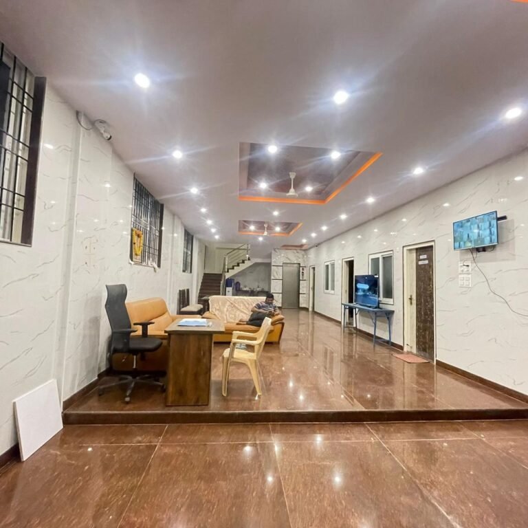 About Us whatsapp image 2025 08 09 at 12.21.10 67111de3